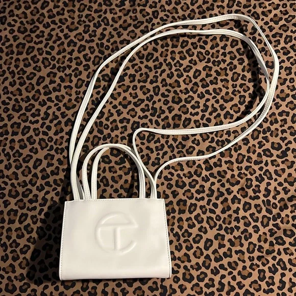 Small Telfar Bag Glue Color - Picture 5 of 11